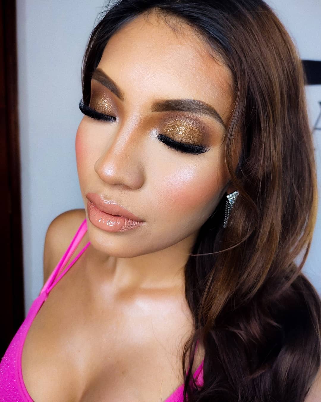 Smokey Glam Dewy 😍  ¿Que les parece este look más bronceado?.  @gala_denuvi ...