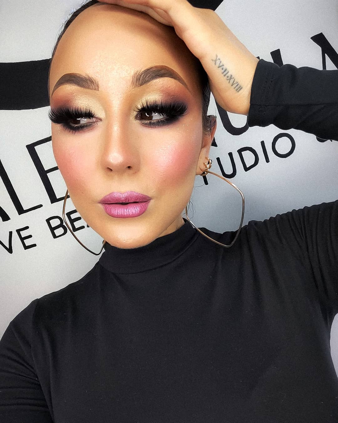 Próximamente tendré mis Mega Pestañas a la venta para ustedes gente bonita 💕...