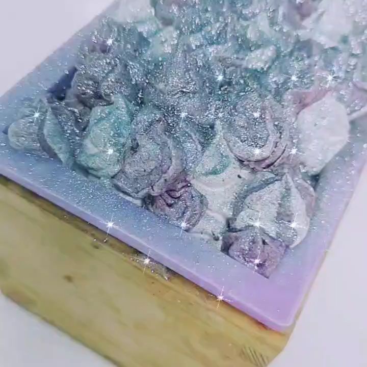 Estamos haciendo más jabones porque sabemos que les encantaron 😍  ✨ Nuevos d...