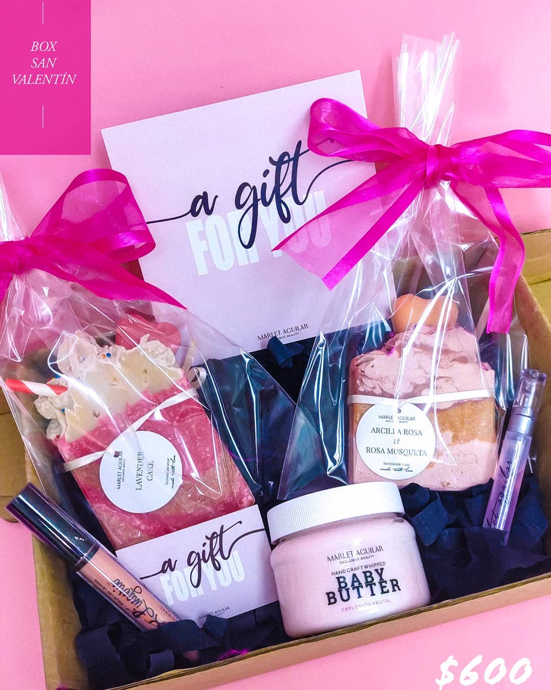 BOX SAN VALENTÍN PINK LOVE 💕  Un Box lleno de alegría y dulzura con 2 jabone...